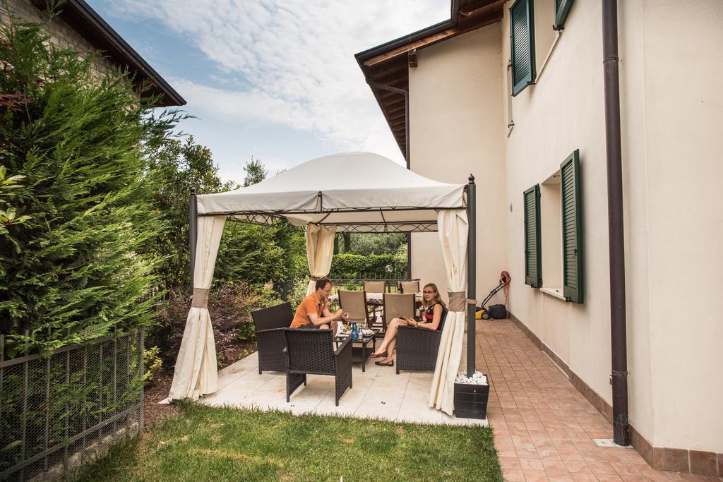 B&B La Petite Maison Пуэньяго Экстерьер фото